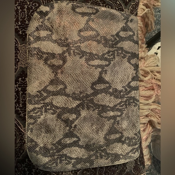 Bryna Nicole large snakeskin print leather clutch - Picture 2 of 4